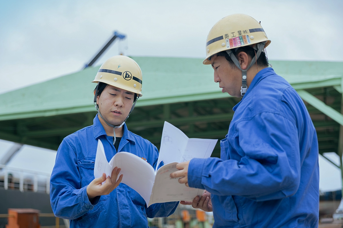 新造船建造作業シーン2